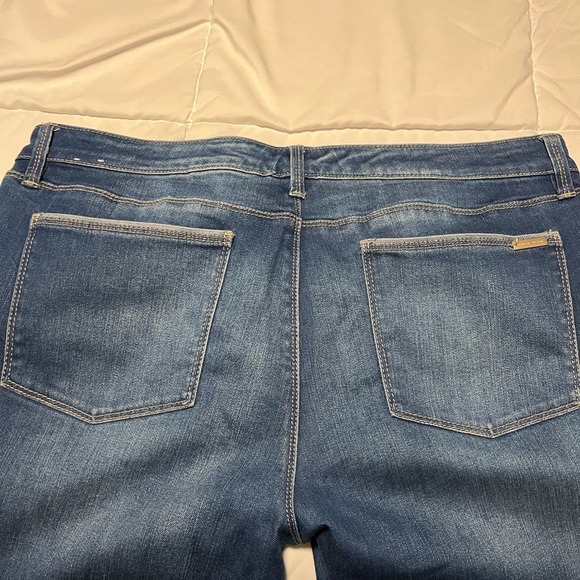 WHBM denim jeans with embroidery - Picture 5 of 7